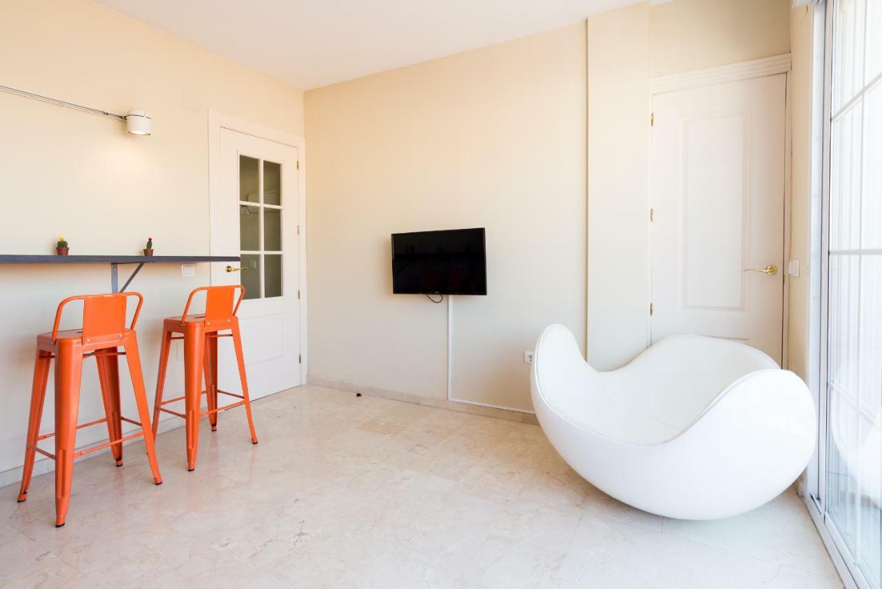 Gr3-Renovated Apt Next To Old Town With Cozy Terrace Appartement Málaga Buitenkant foto