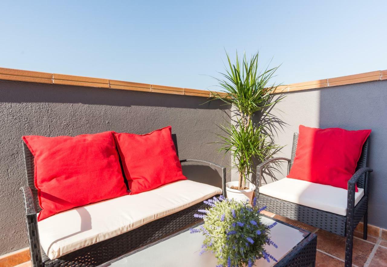 Gr3-Renovated Apt Next To Old Town With Cozy Terrace Appartement Málaga Buitenkant foto