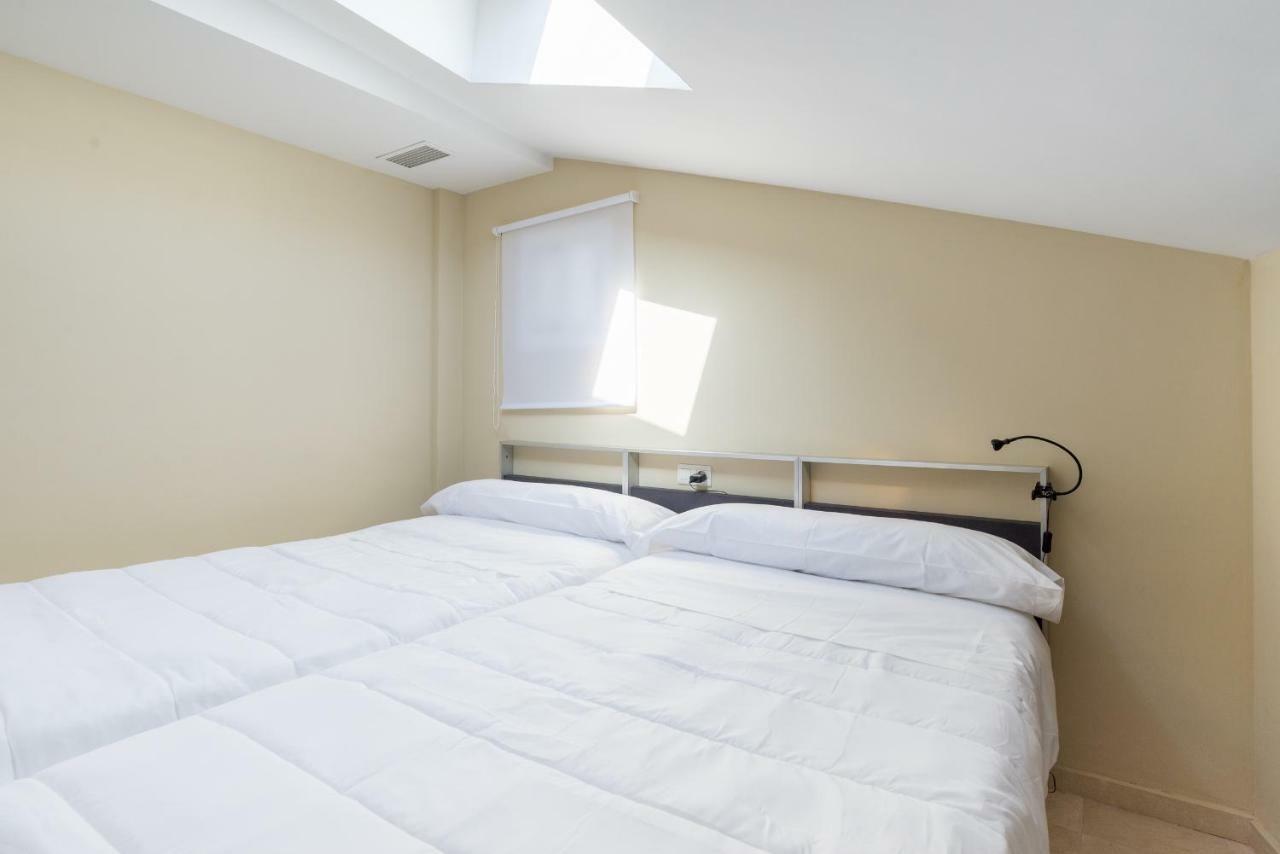 Gr3-Renovated Apt Next To Old Town With Cozy Terrace Appartement Málaga Buitenkant foto